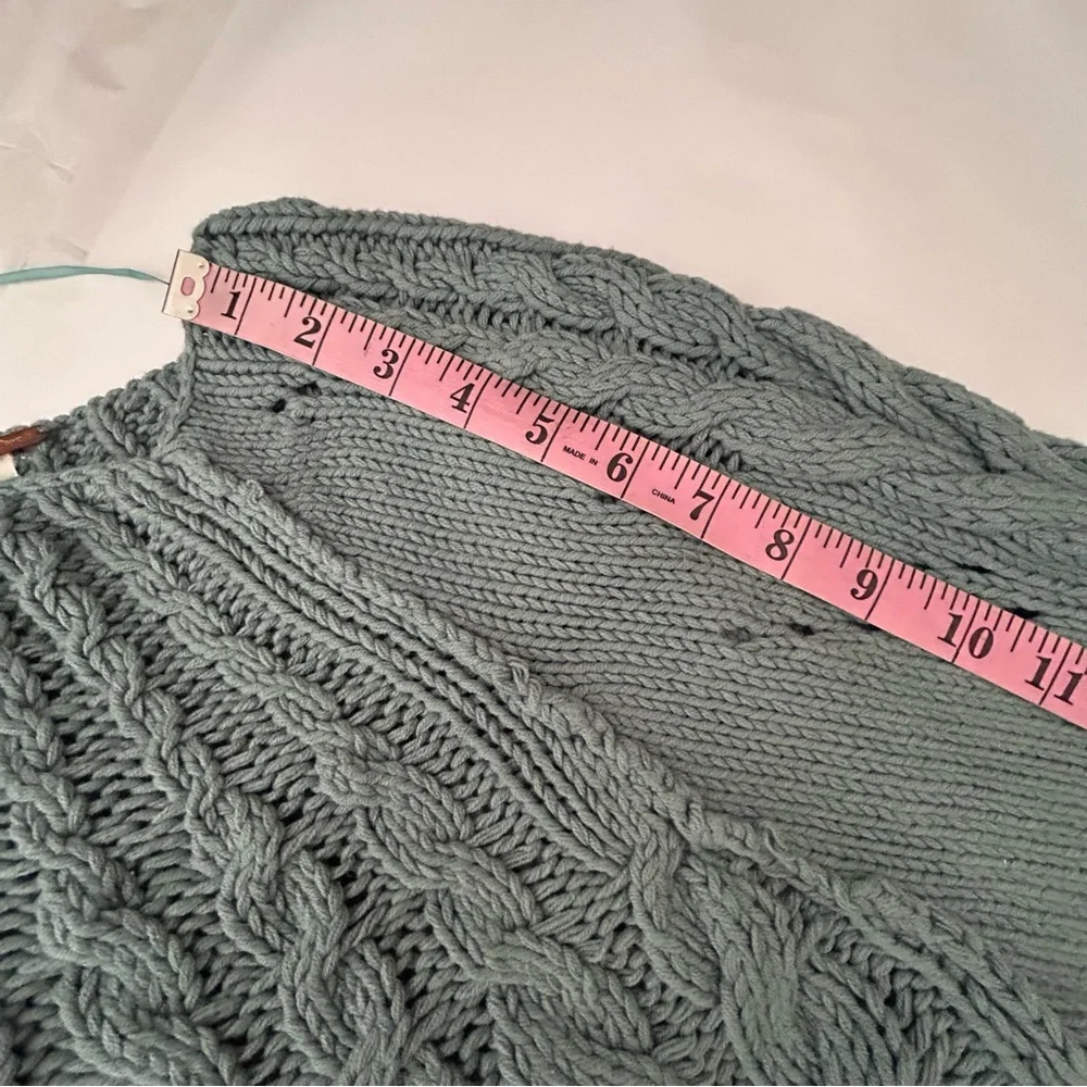 Free People Sandre Sweater Womens‎ Large Green Oversized Cable Knit Boho Cozy
